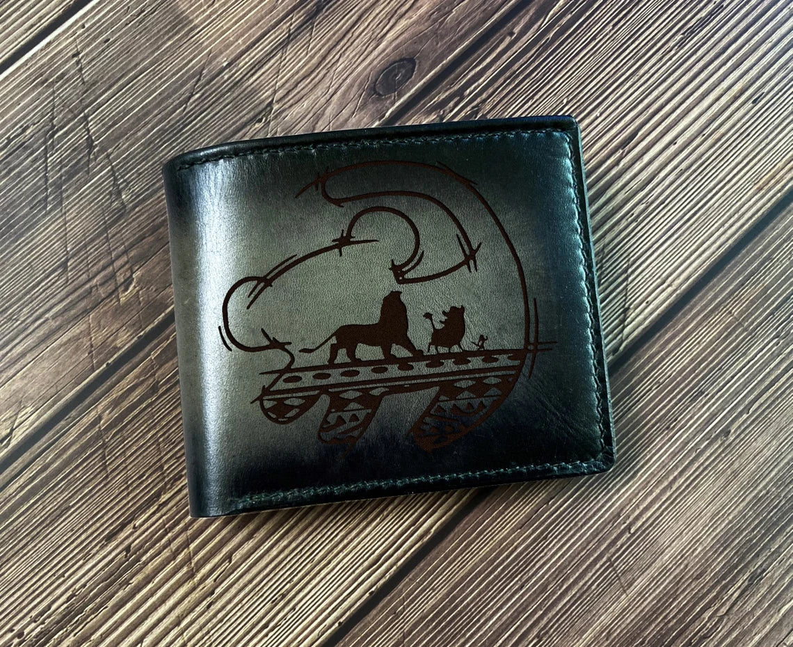 Lion King leather bifold men's wallet, custom gift for men, birthday anniversary christmas gift for dad, husband, cool wallet for boyfriend