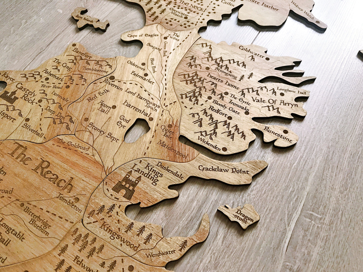 Mayan Corner - Westeros seven kingdom wooden map wall decor, Essos G.G Martin wall art, Game of Thrones details map wall decoration