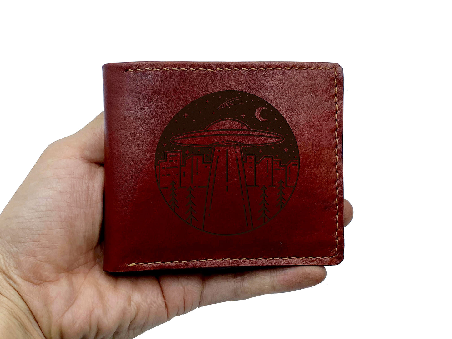 Alien UFO leather men's present, custom engrave gift ideas, Alien starship gift for boyfriend, leather anniversary fun art, wallet for boy