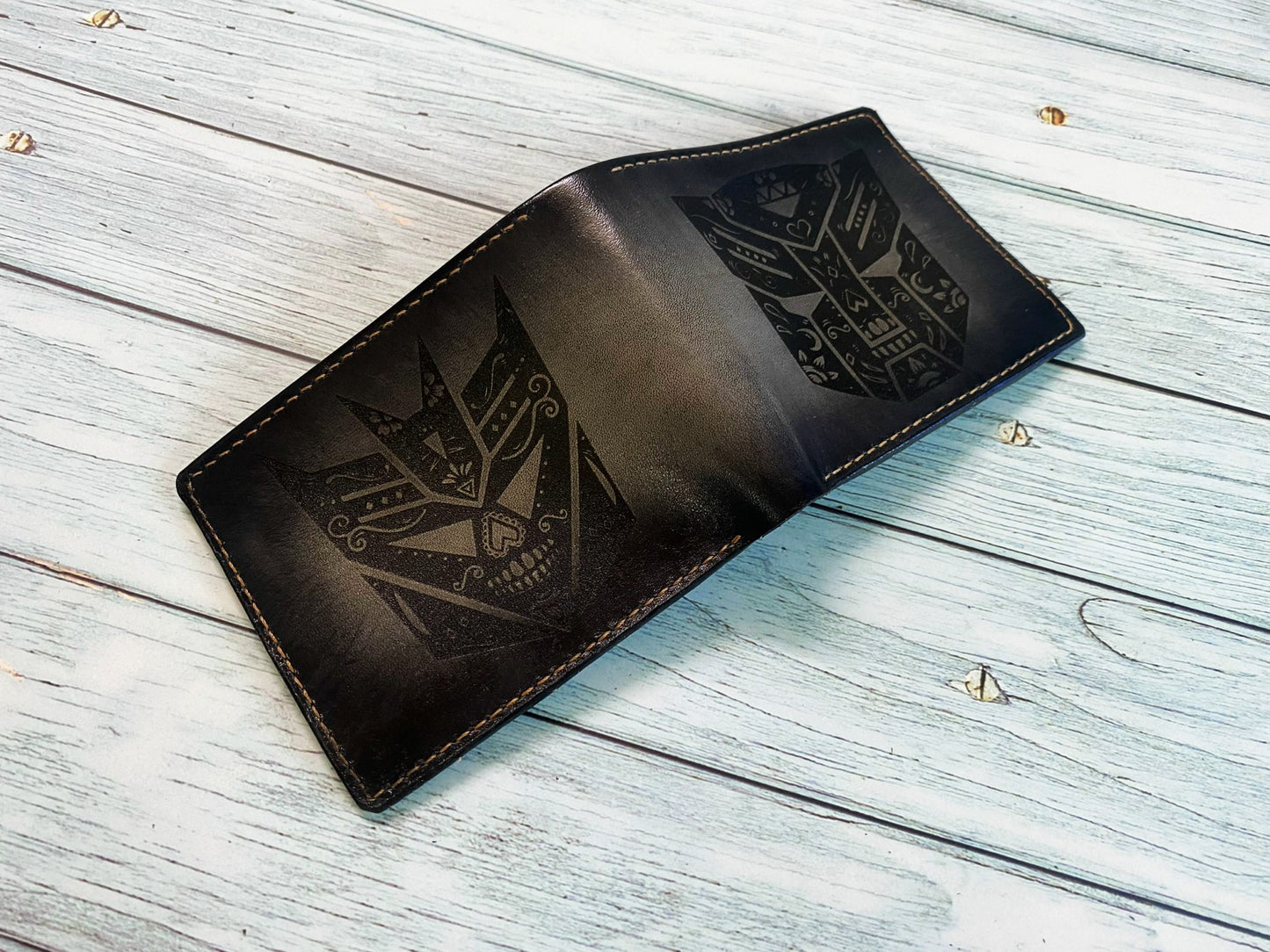 Autobot Decepticon logo engraved wallet, transformers art wallet, customized transformers wallet for him