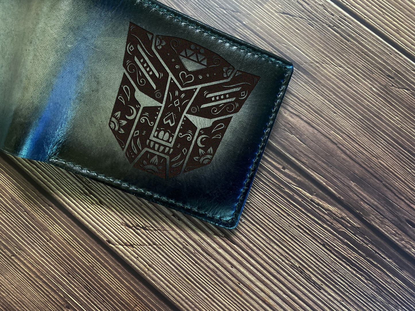 Autobot Decepticon logo engraved wallet, transformers art wallet, customized transformers wallet for him