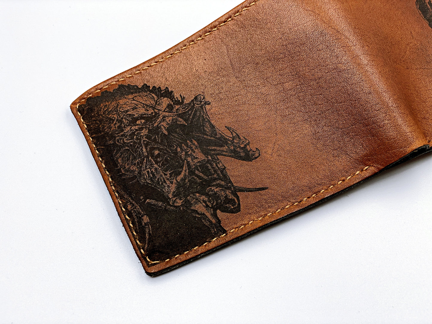 Mayan Corner - Predator vs Aliens xenomorph monster leather handmade men's wallet, custom gifts for him, father's day gifts, anniversary gift for men
