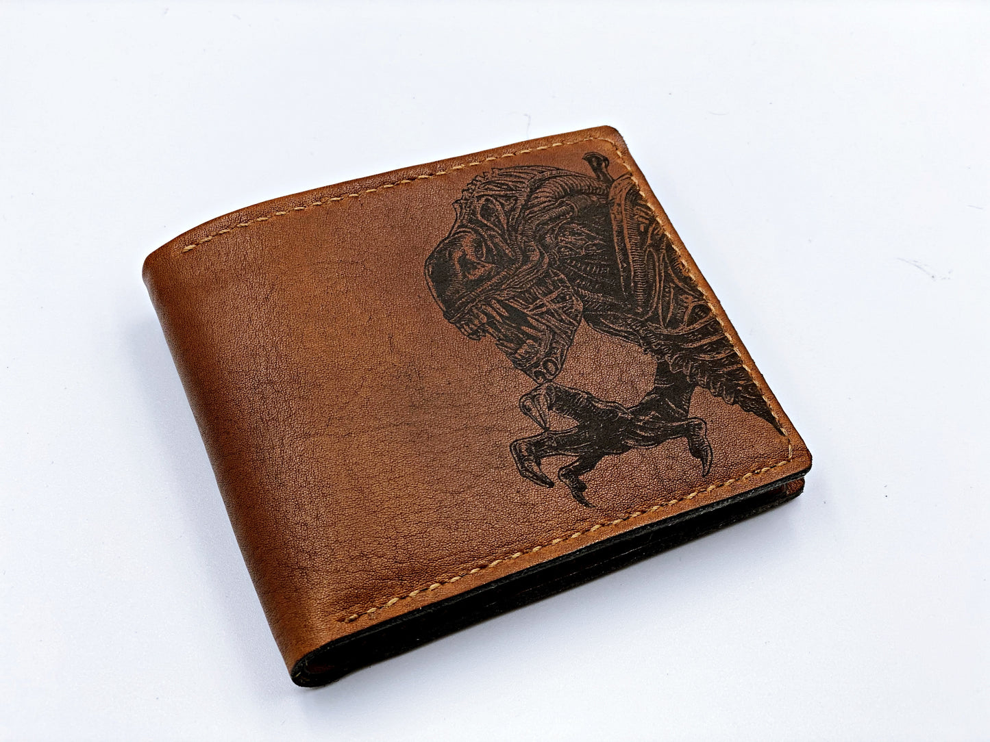 Mayan Corner - Predator vs Aliens xenomorph monster leather handmade men's wallet, custom gifts for him, father's day gifts, anniversary gift for men