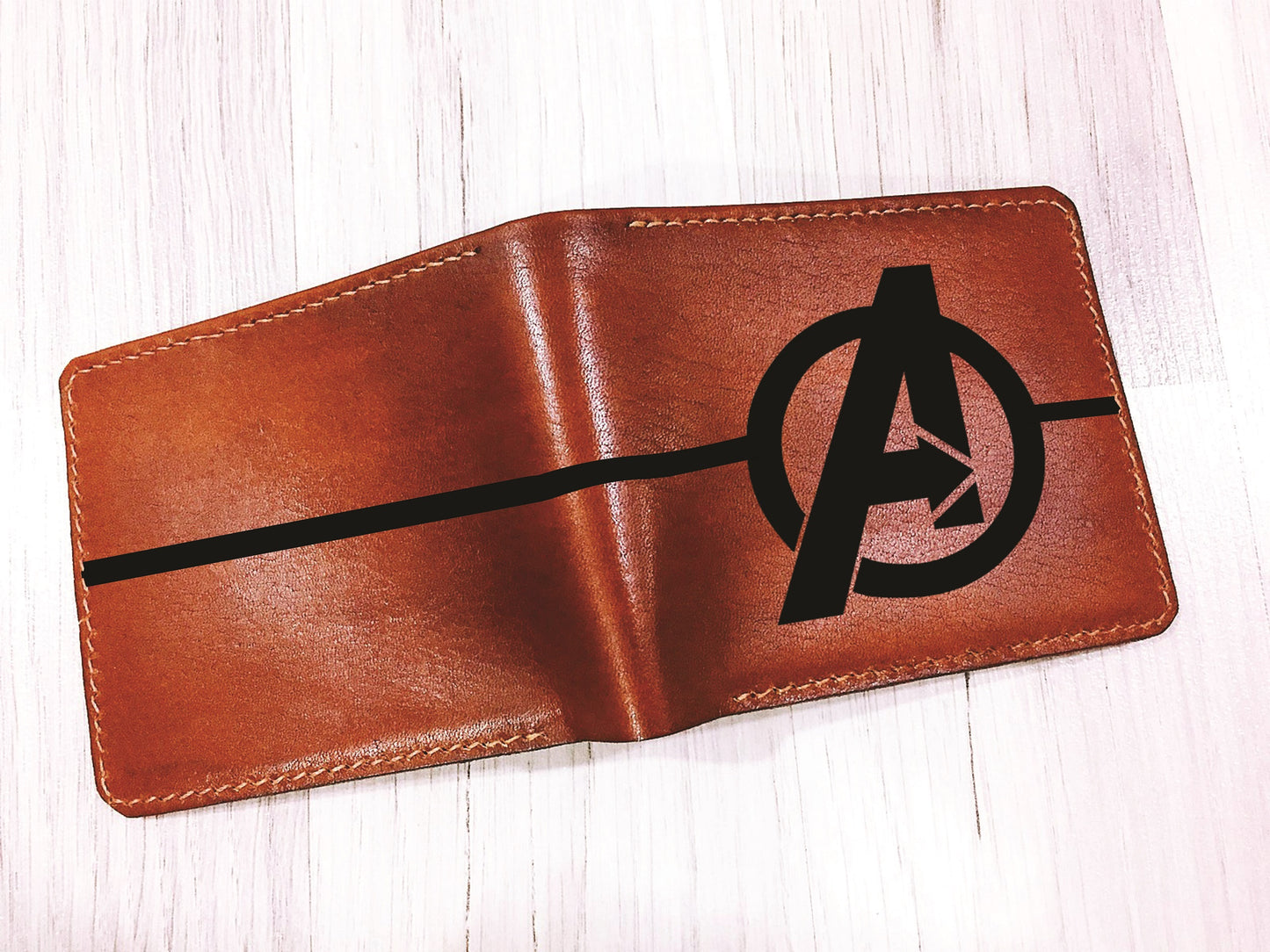 Mayan Corner - Avenger logo Marvel superheroes leather handmade men's wallet, custom gifts for him, father's day gifts